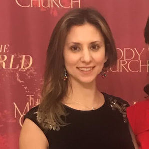 Meet your Posher, Adrienne